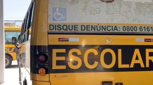Prefeitura de Vista Serrana tem frota de �nibus escolares 100% aprovada em inspe��o�